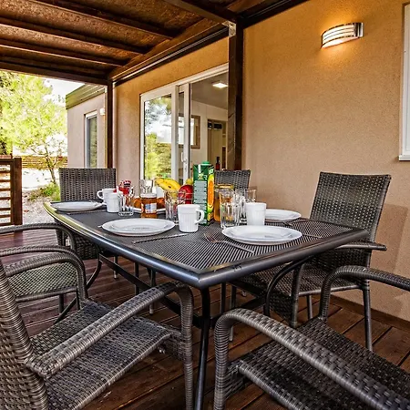 Holiday park Mobile Homes Mediteran Campsite Selce