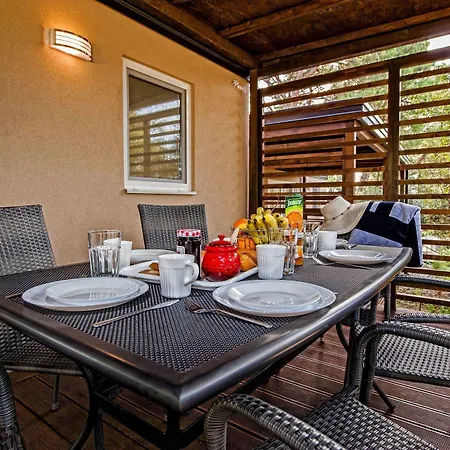 Mobile Homes Mediteran Campsite Selce 3*